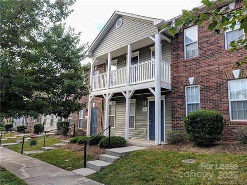 unit-106-140 Locomotive Ln, Mooresville, NC, 28115-8521 | Card Image