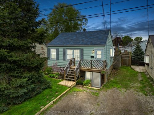 82 Dorset St E, Port Hope, ON, L1A1E4 | Card Image
