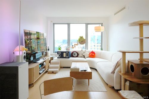 12l-138 39th Ave, Flushing, NY, 11354 | Card Image