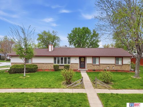 401 W Burt Dr, Lincoln, NE, 68521-3807 | Card Image