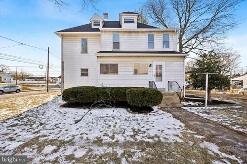 2415 Academy Ave, HOLMES, PA, 19043-1102 | Card Image