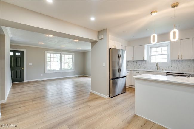 9 - 30673 Cambridge Ct E, Condo with 3 bedrooms, 2 bathrooms and null parking in Bay Village OH | Image 12