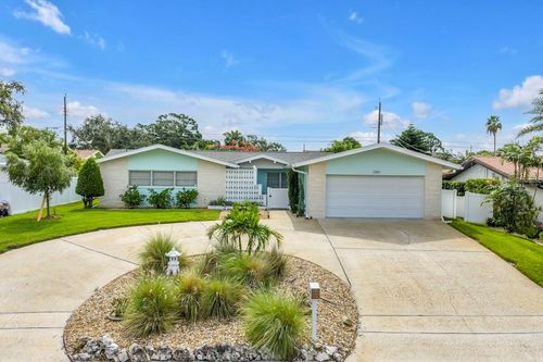 1389 High Bluff Dr, LARGO, FL, 33770-4037 | Card Image