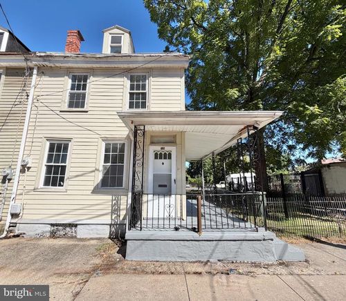321 York St, BURLINGTON, NJ, 08016-1503 | Card Image