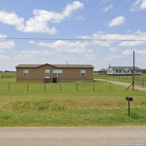 13565 Wisdom Rd, Atascosa, TX, 78002-3544 | Card Image