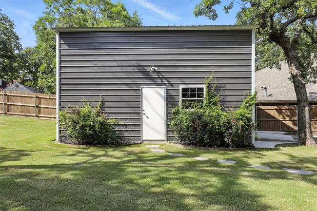 View of outdoor structure | Image 39