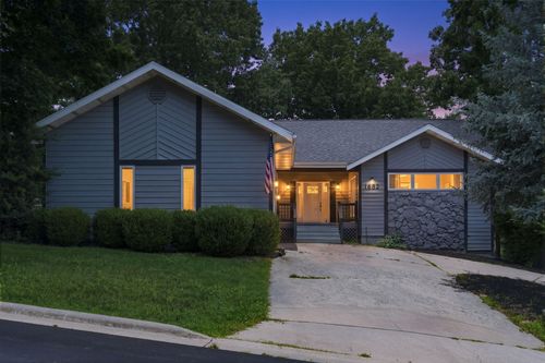 1682 Pointe Royale Dr, Branson, MO, 65616-3496 | Card Image