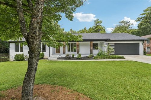 3272 Balmoral Dr, Atlanta, GA, 30341-5616 | Card Image