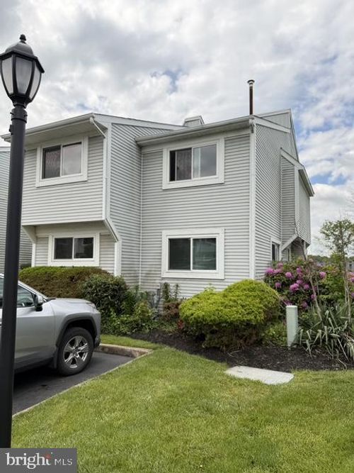 163 Hillcroft Way, NEWTOWN, PA, 18940-2315 | Card Image