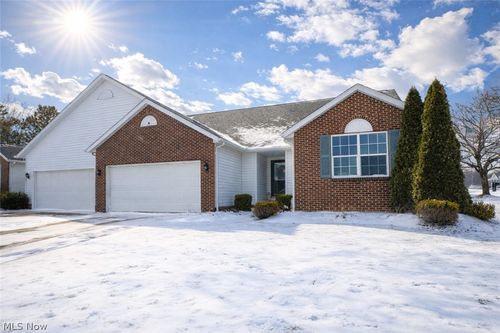 10344 Sudbury Cir Nw, North Canton, OH, 44720-4414 | Card Image