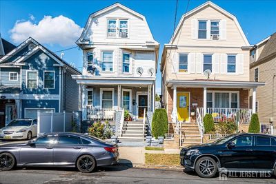 438 Lawrie Street, House other with 5 bedrooms, 4 bathrooms and null parking in Perth Amboy NJ | Image 1