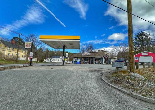 870 Nh Route 10, Croydon, NH, 03773-6152 | Card Image