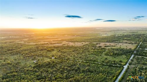 3575 Westwood Rd, Lockhart, TX, 78644-4787 | Card Image