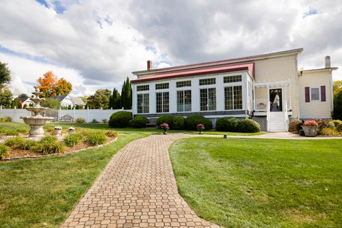 27 Depot St, Broad Brook, CT, 06016-5802 | Card Image