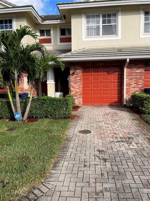 2904 Nw 33rd Ter, Lauderdale Lakes, FL, 33311-1116 | Card Image