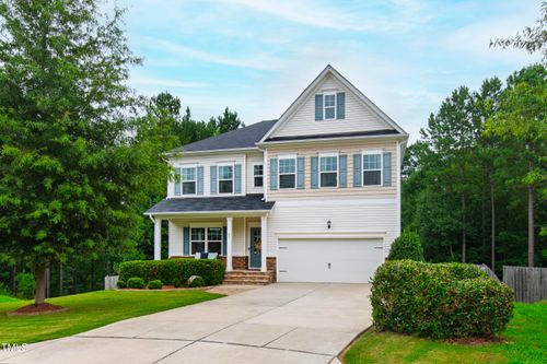 63 Creststone Ct, Clayton, NC, 27527-6112 | Card Image