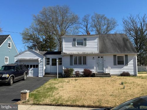 9 Krueger Ln, Hamilton, NJ, 08620-2410 | Card Image