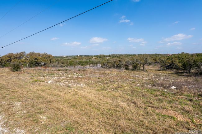 114 County Road 2721, Home with 0 bedrooms, 0 bathrooms and null parking in Mico TX | Image 4
