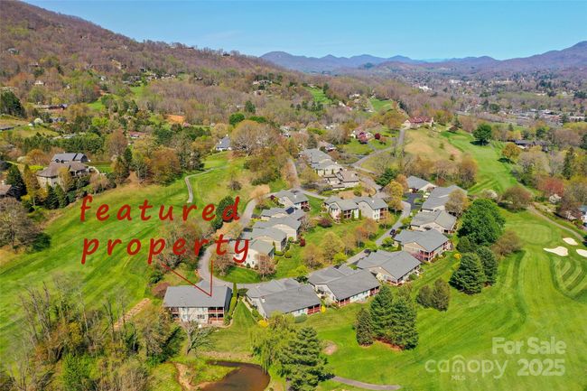 111 Augusta Cir, Townhouse with 3 bedrooms, 4 bathrooms and null parking in Waynesville NC | Image 38