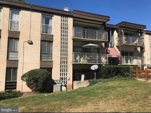 apt-t1-5200 Newton St, BLADENSBURG, MD, 20710-2338 | Card Image