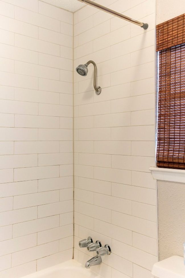 1711 Deerfield Dr, House other with 4 bedrooms, 4 bathrooms and 2 parking in Austin TX | Image 28