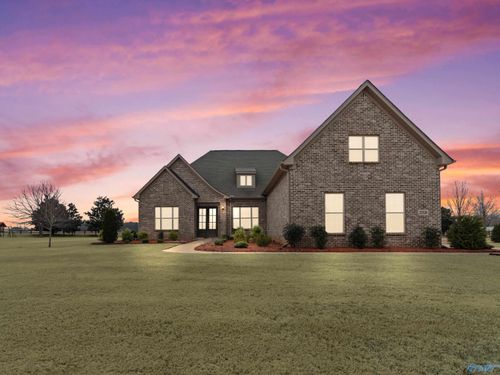 27126 Leeta Ln, Athens, AL, 35613-6966 | Card Image