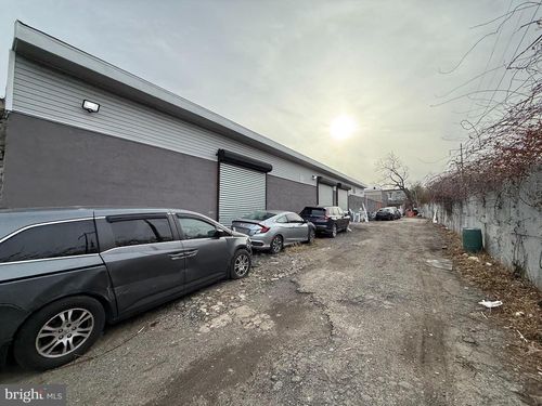 2325 S 64th St, PHILADELPHIA, PA, 19142-3109 | Card Image