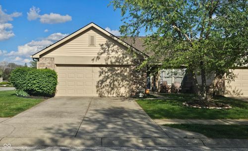 7151 Brant Pointe Cir, Indianapolis, IN, 46217-5365 | Card Image