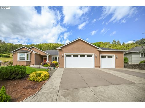 411 Oak Valley Loop, Winchester, OR, 97495-8938 | Card Image