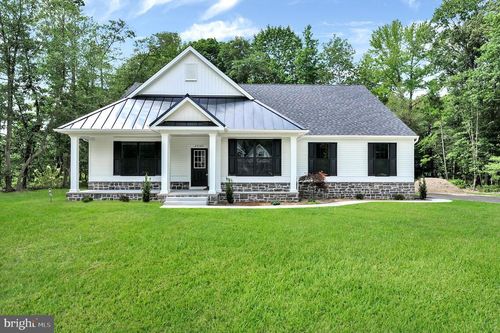 404 Wiggins Mill Rd, TOWNSEND, DE, 19734-9513 | Card Image