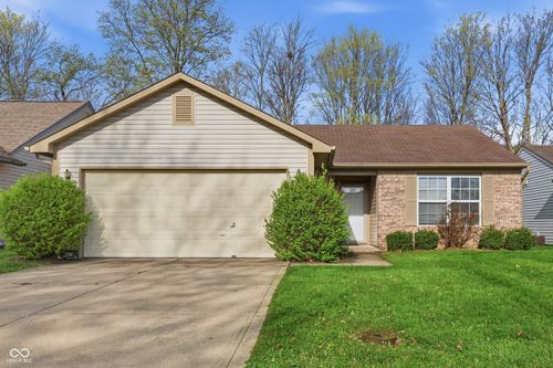 450 Ashby Dr, Greenfield, IN, 46140-1893 | Card Image