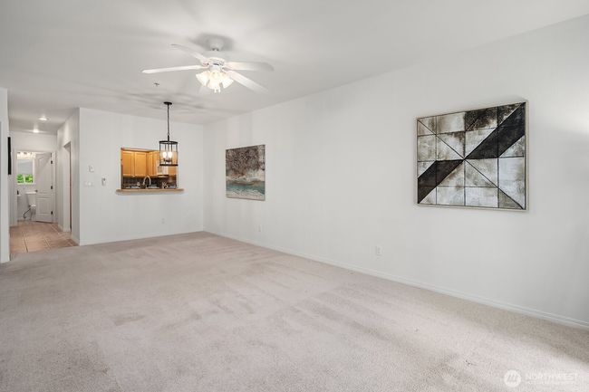 APT-106 - 12439 Ne Totem Lake Way, Condo with 1 bedrooms, 2 bathrooms and 2 parking in Kirkland WA | Image 8