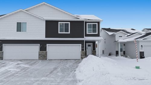 1495 69th Avenue S, Fargo, ND, 58104 | Card Image