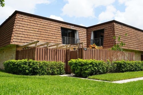 1905 19th Ln, Greenacres, FL, 33463-4363 | Card Image