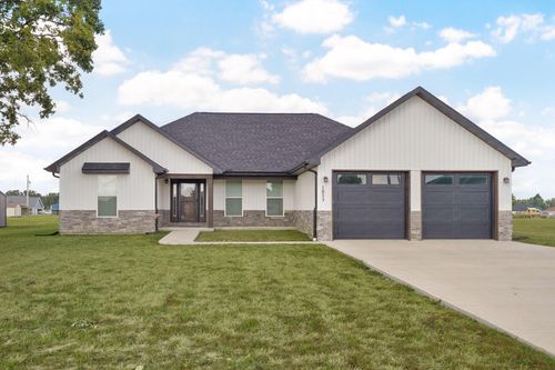 1053 W Thoroughfare St, Seymour, MO, 65746 | Card Image