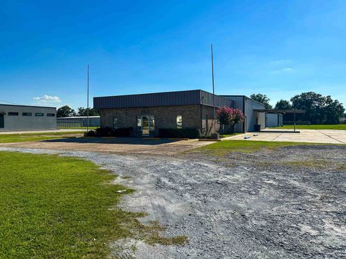 1965 Miller Dr, Bridge City, TX, 77611-2338 | Card Image