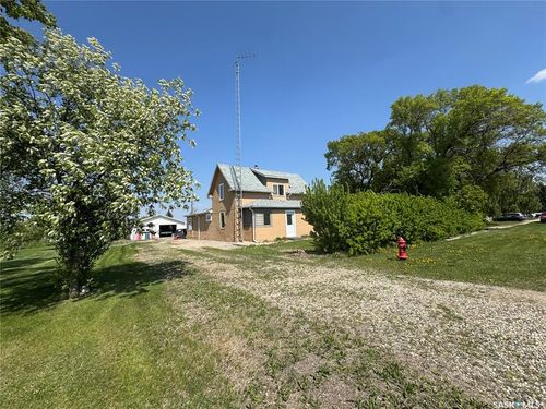 317 3rd Ave W, Nokomis, SK, S0G0B5 | Card Image