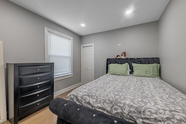 9712 Shore Dr, House other with 6 bedrooms, 3 bathrooms and 2 parking in Oak Lawn IL | Image 29