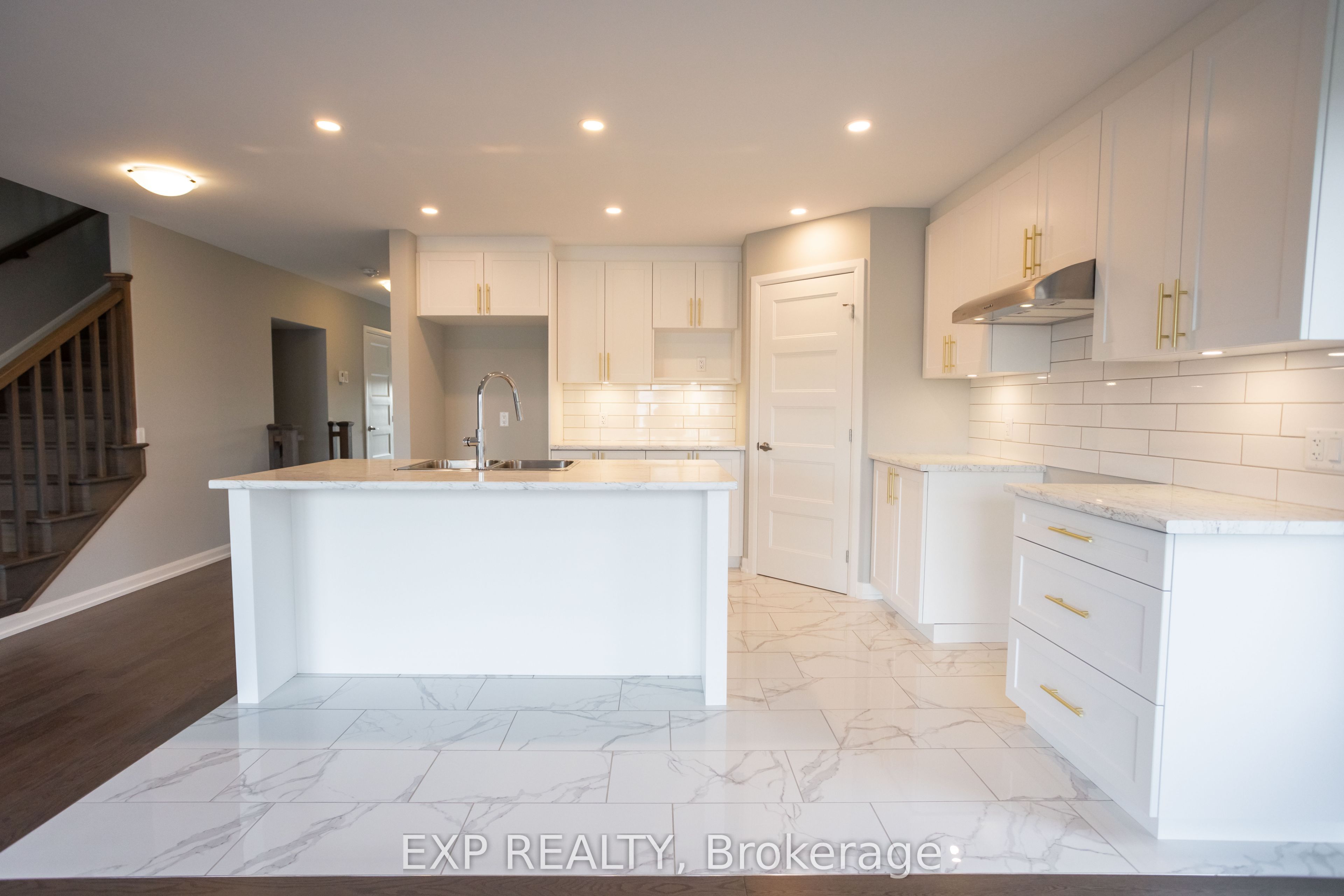 Residential in Alfred and Plantagenet 3