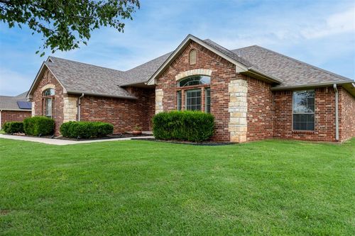 6574 Mint Julep Ln, Guthrie, OK, 73044-7883 | Card Image