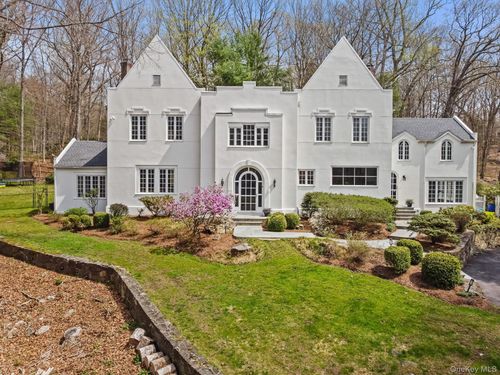 17 Spyrock Rd, Pound Ridge, NY, 10576-1523 | Card Image