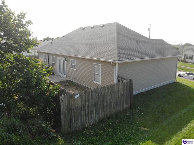 100 Derbyshire Ct, House other with 3 bedrooms, 2 bathrooms and null parking in Radcliff KY | Image 38