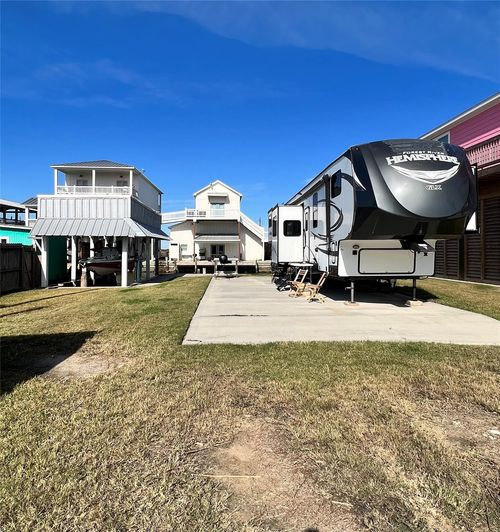 1129 Chapmans Pt, Crystal Beach, TX, 77650 | Card Image
