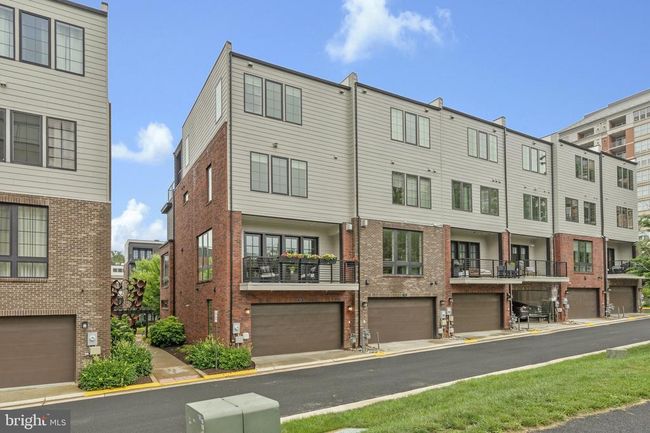 11724 Paysons Way, Townhouse with 4 bedrooms, 5 bathrooms and null parking in RESTON VA | Image 40