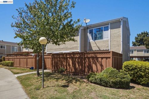 4606 Fanwood Ter, Fremont, CA, 94538-4048 | Card Image