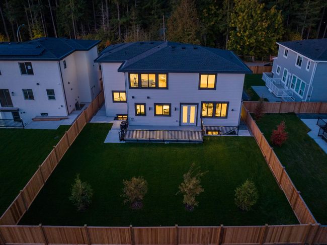 20078 27 A Avenue, House other with 7 bedrooms, 5 bathrooms and 8 parking in Langley BC | Image 36