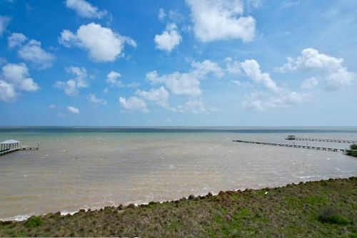 3145 Bay Ridge Dr., Palacios, TX, 77465 | Card Image