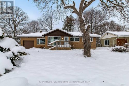 59 Thorncrest Cres, London, ON, N6J1K4 | Card Image