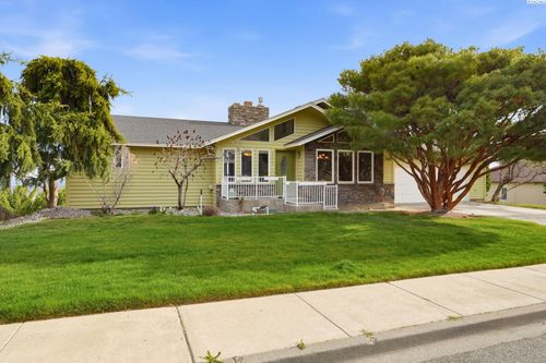2623 S Kellogg St., Kennewick, WA, 99338-1930 | Card Image