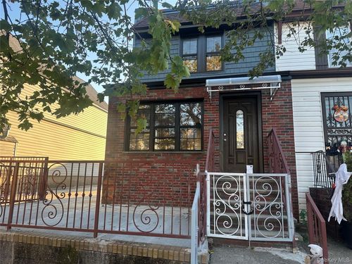 6608 73rd Pl, Middle Village, NY, 11379-2228 | Card Image